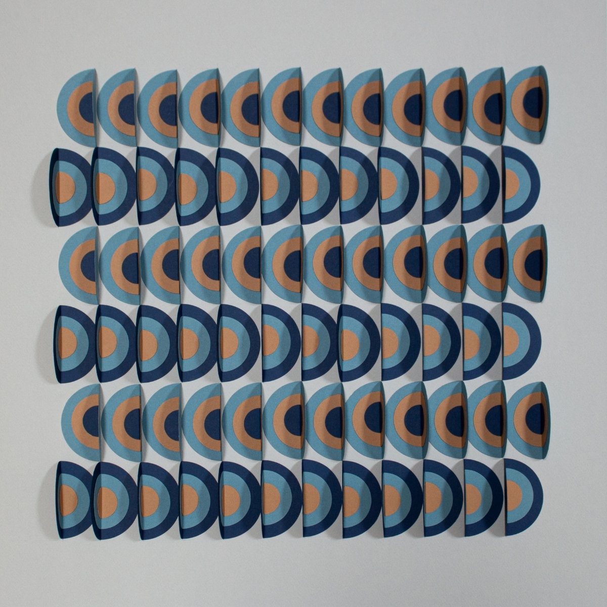 brązowo niebieska abstrakcja geometryczna z papieru - kompozycja No.36